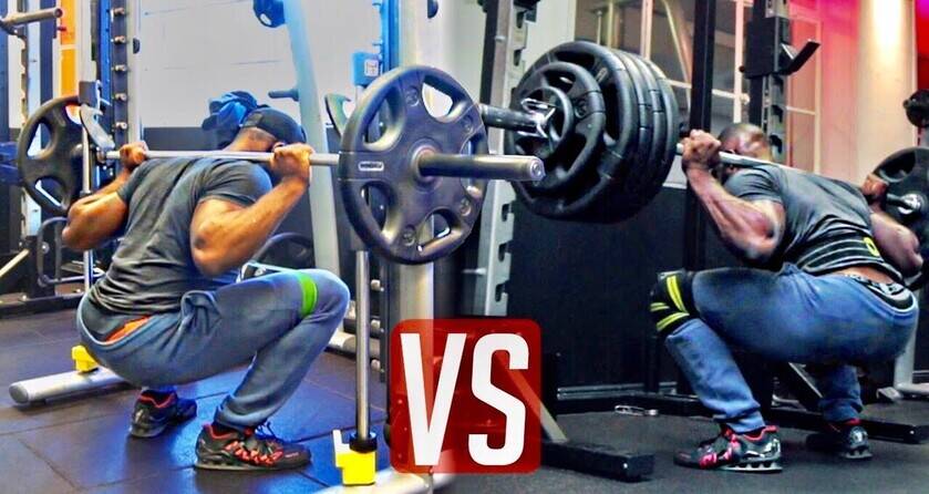 Smith machine bench press vs online barbell