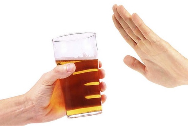 ways alcohol hinders fat loss
