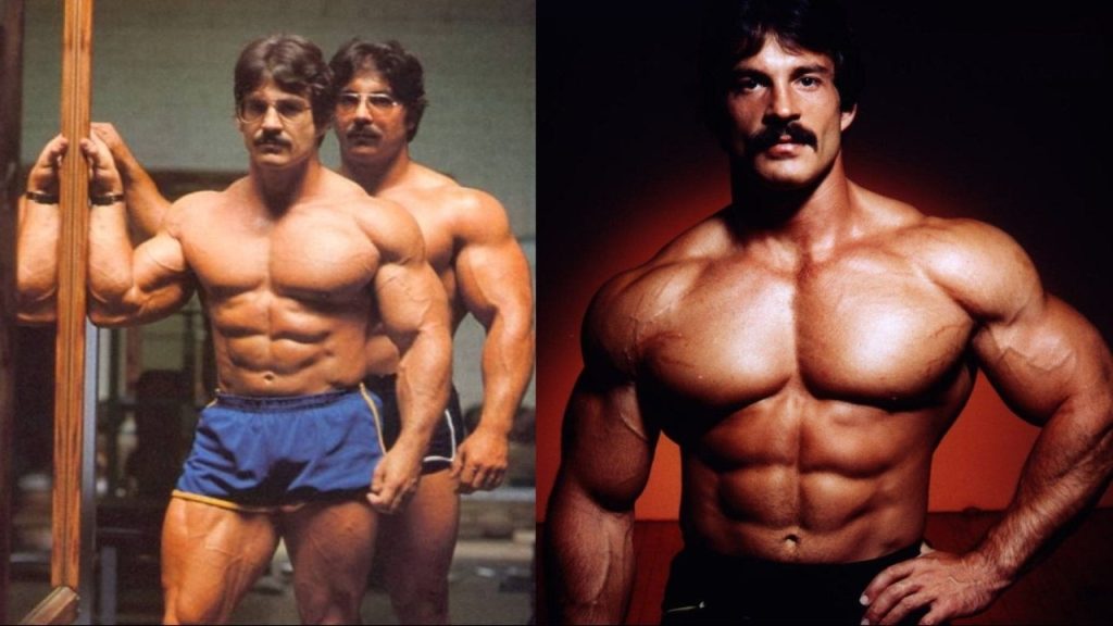 Mike Mentzer demostrando entrenamiento heavy duty en la era dorada del culturismo